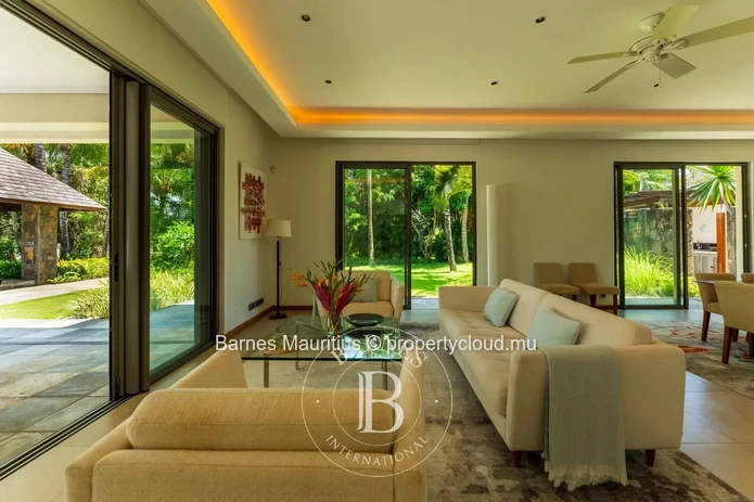 Anahita Golf Resort – Villa 5 chambres avec vue exceptionnelle sur le golf