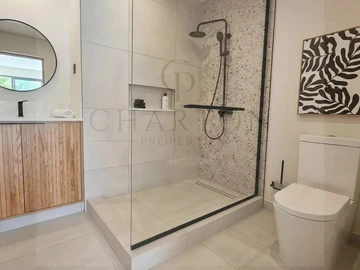 3 Bedroom Townhouse, Duplex