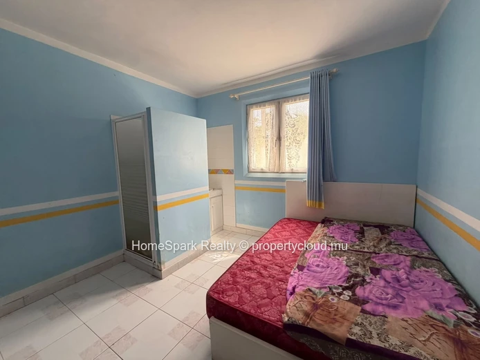 Spacious Multi-Level House for Sale – Morcellement Anna, Flic en Flac