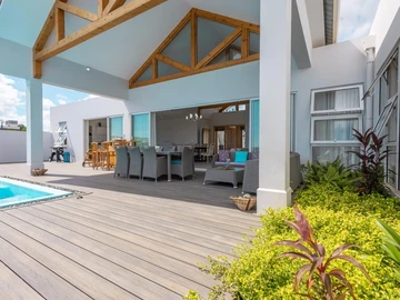 4 Bedroom Villa