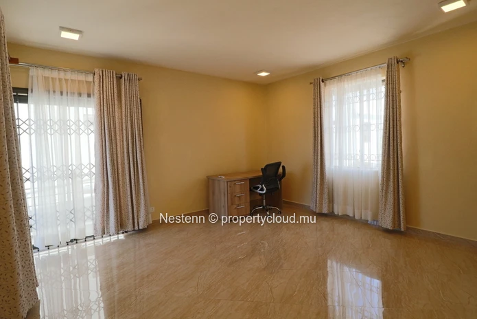 Villa moderne de 3 chambres proche de la plage qui vous offre le confort de travailler de chez vous