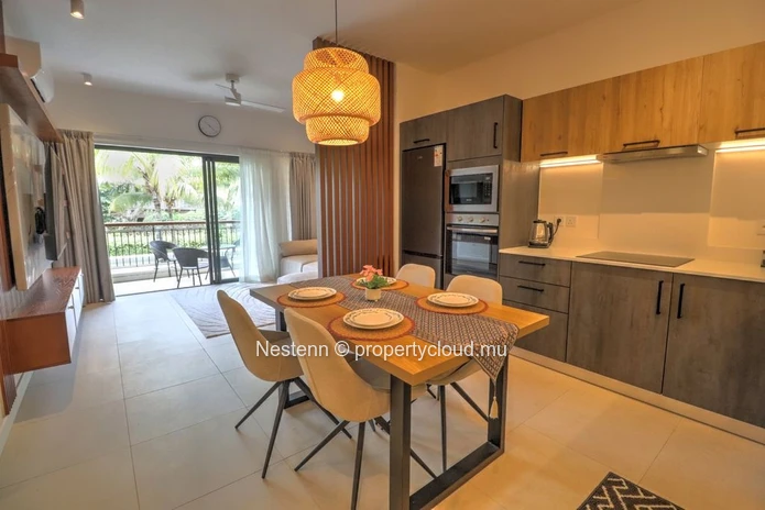Modern 3-bedroom apartment in Beau Plan, Smart City.