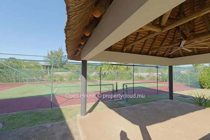 2-Bedroom Apartment for Sale in Black River with Common Pool