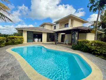 4 Bedroom Villa