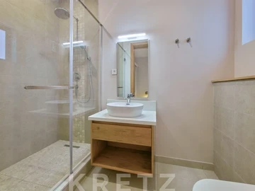 4 Bedroom Apartment