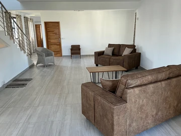 4 Bedroom Villa