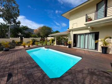 4 Bedroom Villa