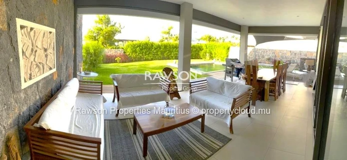 Villa 4 Chambres | Piscine Privée | Smart City De Beau Plan | Citoyens Mauriciens