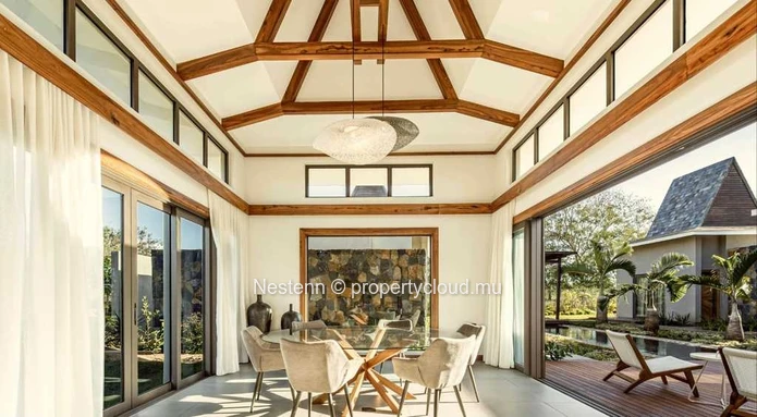Luxueuse villa de 3 chambres avec piscine privée et également la possibilité de faire du sur mesure. 