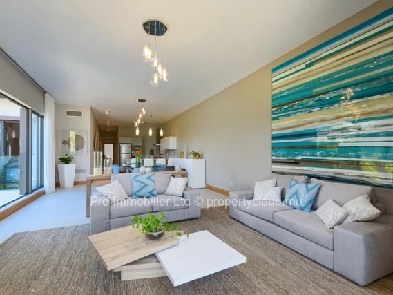 Elegant Beachfront Living in Belle Mare .