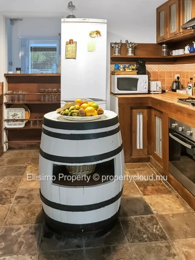 Charmante maison de plage de 3 chambres à louer – Trou d’Eau Douce