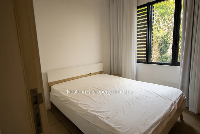 Appartement meublé au rez-de-chaussée avec 3 chambres et jardin 