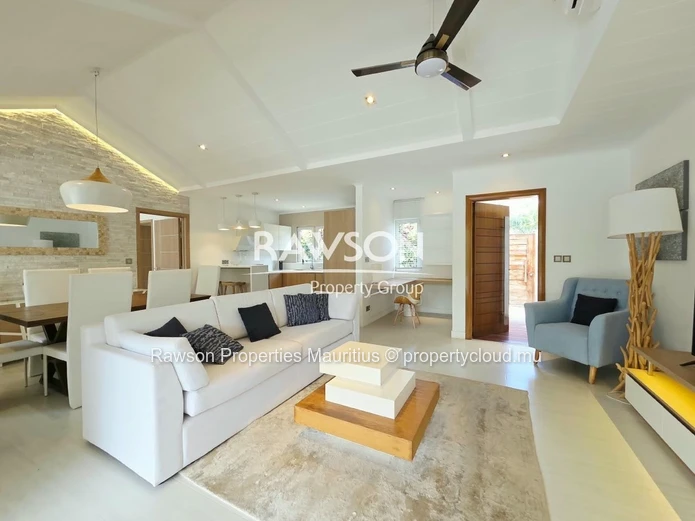 Villa 3 Chambres | Piscine | Accessible Aux Étrangers | Le Clos Du Littoral | Grand Baie | 880 000 Usd