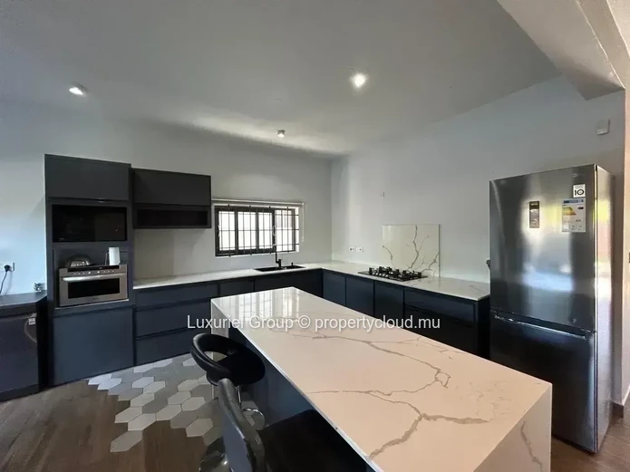 Elegant Villa with Master Suite and Outdoor Living Areas