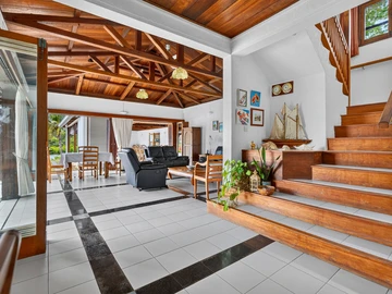 4 Bedroom Villa