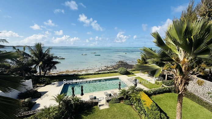 Vivez un Luxe Front de Mer Inégalé à Roches Noires