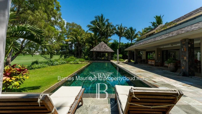 Anahita Golf Resort – Villa 5 chambres avec vue exceptionnelle sur le golf
