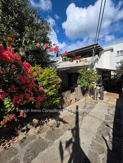 Maison au style mauricien, en vente locale a pereybere