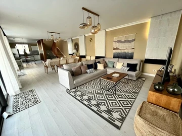 3 Bedroom Villa