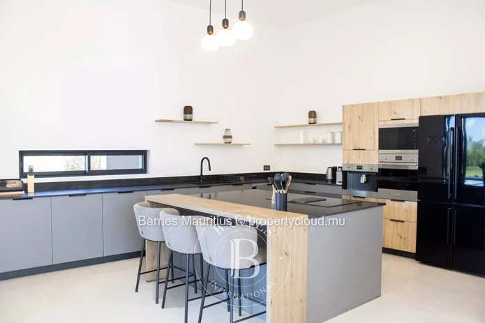 BEAU CHAMP – Villa familiale avec toit-terrasse et vue golf – 3 chambres