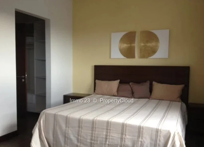 Apartments - 3 bedrooms - Rose Hill