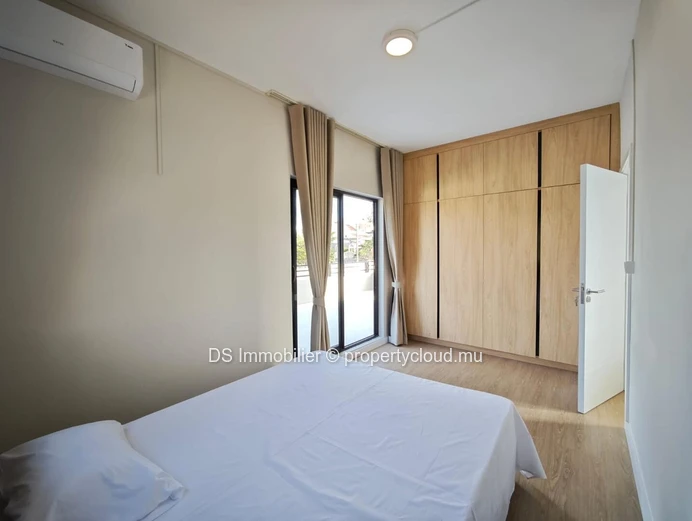 À Louer – Villa 3 Chambres avec Piscine Privée et Jardin