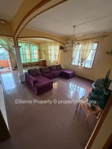 Appartement 2 chambres à louer sur la route royale à Trou aux Biches