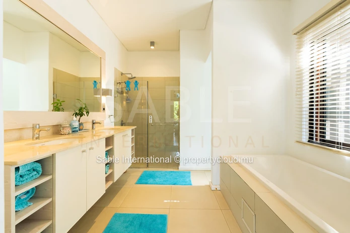 4-Bedroom Penthouse for Sale in Tamarin with 379m² Living Space