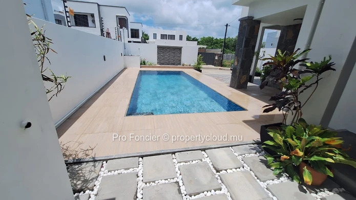 Maison à Louer à Grand Baie - Belle villa neuve contemporaine