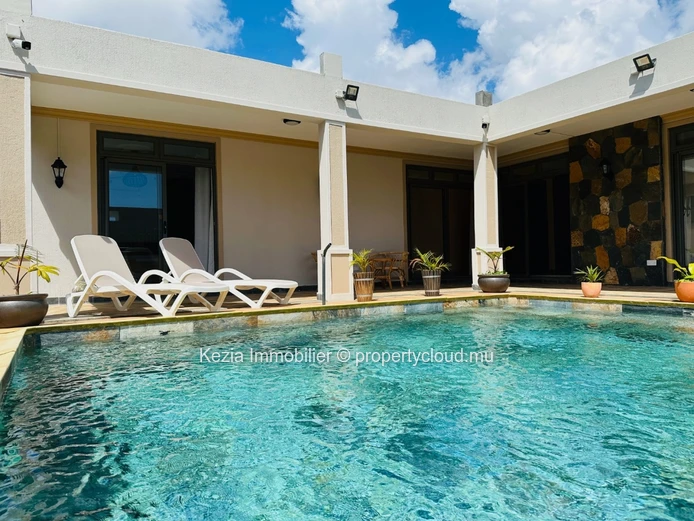 Modern Single-Storey House With A Balinese-Inspired Pool