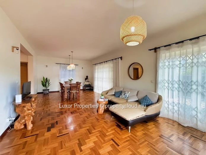 Villa For Rent – Flic En Flac