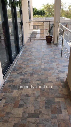 FOR SALE – Stunning new 3-bedroom apartment in Grand Baie, Mauritius