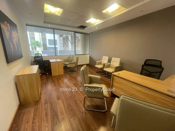 Big Office of 392 Square Meters