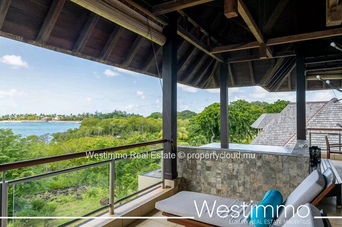 BEAU CHAMP - 164m² apartment with private pool and 2 bedrooms