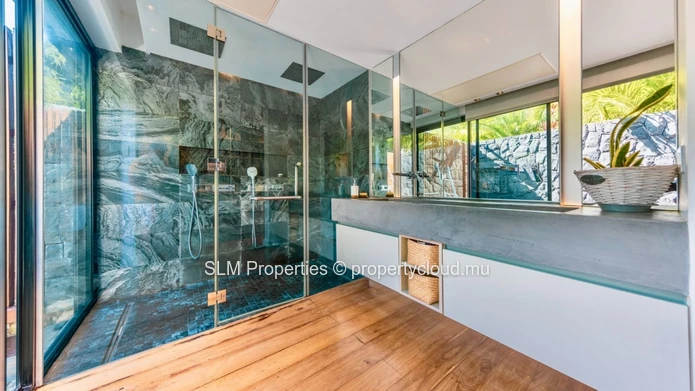 Maison de prestige à vendre à Pailles avec piscine privée