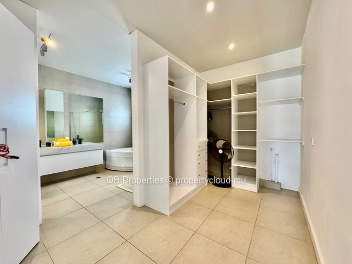 Penthouse de Prestige avec Vue Mer à Tamarin