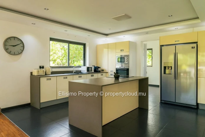 Beautiful 4-Bedroom Villa for Rent