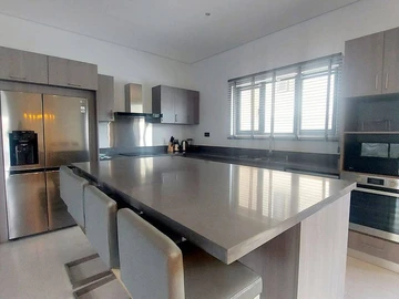 4 Bedroom Villa