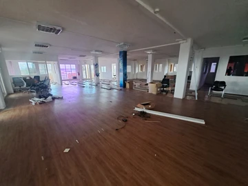 Fully fitted office for rent in Quatre Bornes.