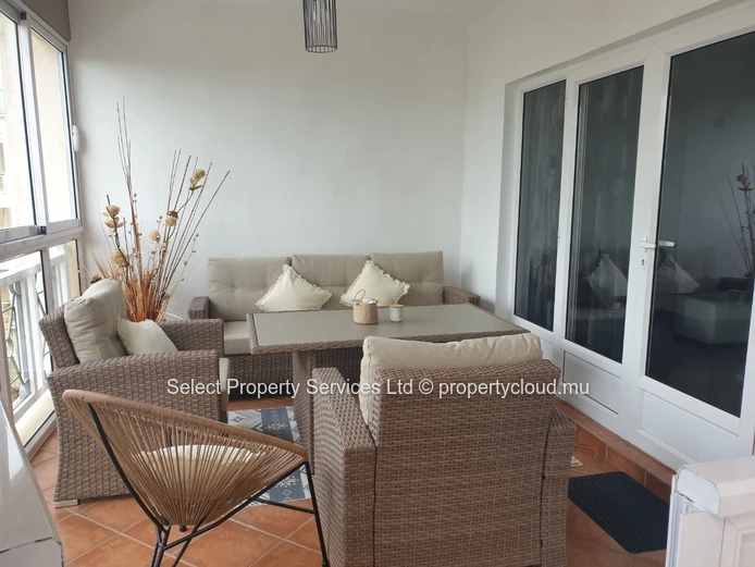 Appartement moderne et meublé à vendre à Trianon, Quatre Bornes