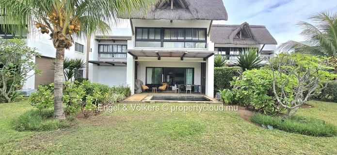 Beautiful 3-Bedroom Duplex for Rent with Private Pool