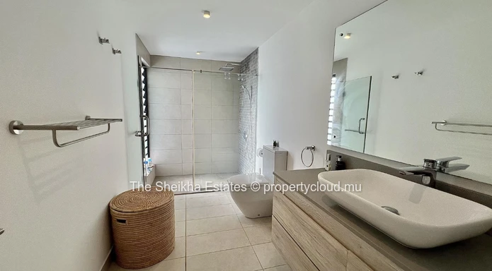 Exclusive 5-Bedroom Residence | Marguery Heights, West Coast