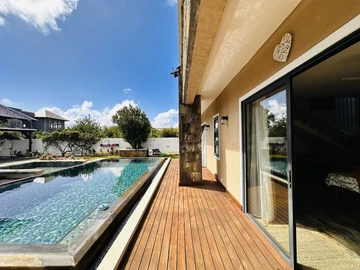 4 Bedroom Villa