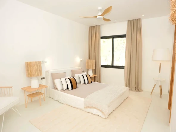 5 Bedroom Villa