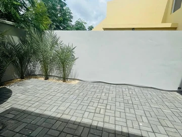 3 Bedroom Townhouse, Duplex