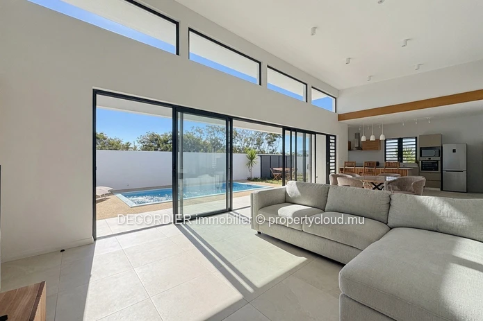 Maison avec piscine privée à Calodyne