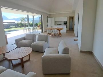 4 Bedroom Villa