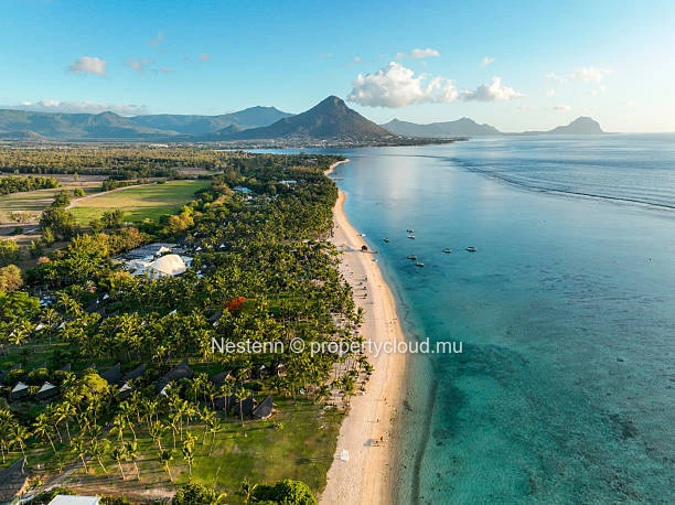 Incroyable villa de 4 chambres avec accès direct à la plage