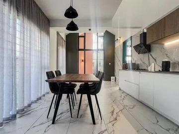 3 Bedroom Townhouse, Duplex