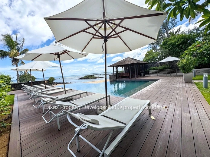 Spacious 4-Bedroom Beachfront Apartment in Pointe aux Biches!